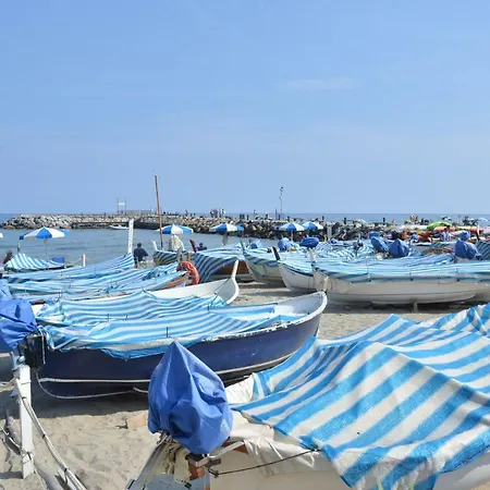 Finestra Sul Mare Laigueglia
